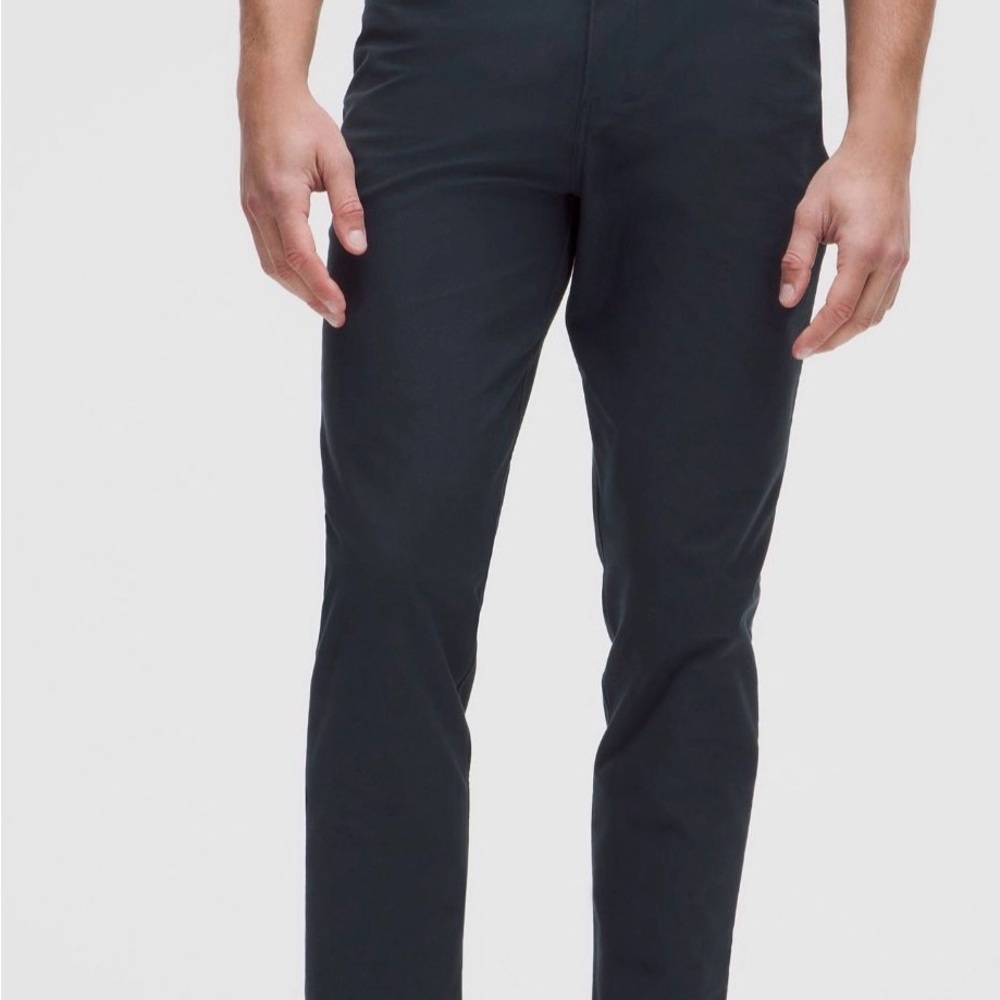 Men’s Lululemon Classic Fit Pant